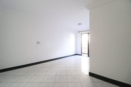 Sala de apartamento para alugar com 3 quartos, 83m² em Santa Mônica, Uberlândia