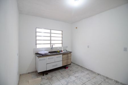 Cozinha de casa para alugar com 2 quartos, 120m² em Jardim Trussardi, São Paulo