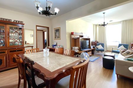 Sala de apartamento à venda com 3 quartos, 100m² em Santo Antônio, Belo Horizonte