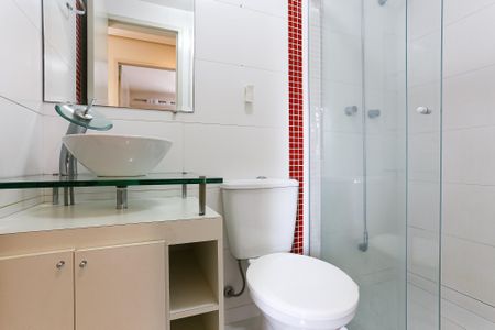 Apartamento à venda com 56m², 2 quartos e 1 vaga Apartamento à venda com 56m², 2 quartos e 1 vagaBanheiro Social