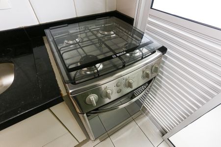 Apartamento à venda com 56m², 2 quartos e 1 vaga Apartamento à venda com 56m², 2 quartos e 1 vagaCozinha - Fogão