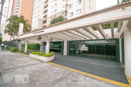 Apartamento à venda com 56m², 2 quartos e 1 vaga Apartamento à venda com 56m², 2 quartos e 1 vagaFachada