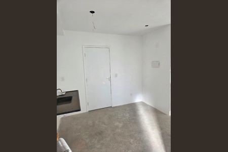 Foto 02 de apartamento à venda com 2 quartos, 36m² em Paraíso do Morumbi, São Paulo