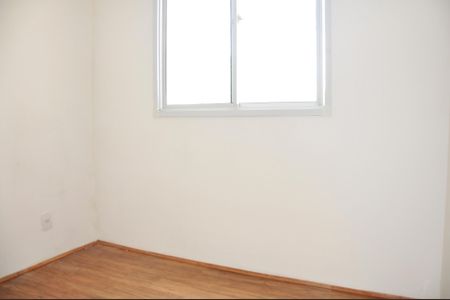 Quarto 01 de apartamento para alugar com 2 quartos, 32m² em Jardim Iris, São Paulo