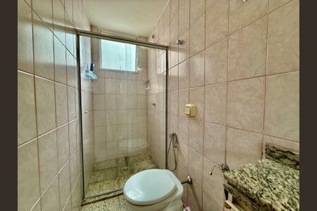 Apartamento à venda com 107m², 4 quartos e 2 vagasBanheiro