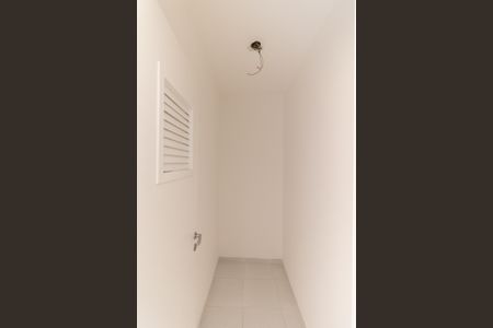 Apartamento à venda com 108m², 4 quartos e 3 vagas Apartamento à venda com 108m², 4 quartos e 3 vagasDispensa