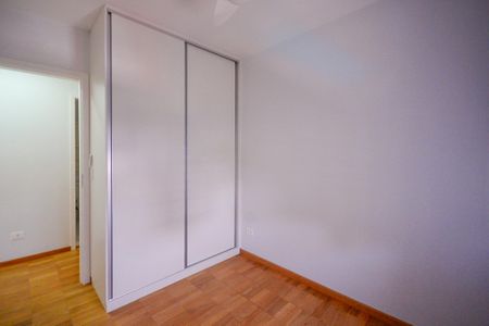 Apartamento à venda com 87m², 3 quartos e 2 vagas Apartamento à venda com 87m², 3 quartos e 2 vagasQuarto 2