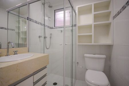 Apartamento à venda com 87m², 3 quartos e 2 vagas Apartamento à venda com 87m², 3 quartos e 2 vagasBanheiro Social