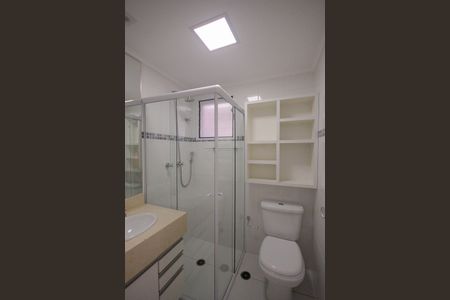 Apartamento à venda com 87m², 3 quartos e 2 vagas Apartamento à venda com 87m², 3 quartos e 2 vagasBanheiro Social