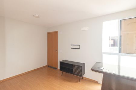 Sala de apartamento para alugar com 2 quartos, 44m² em Campo Grande, Rio de Janeiro