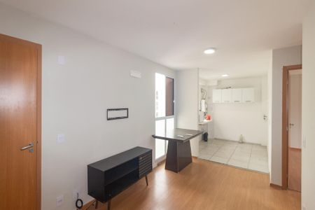 Sala de apartamento para alugar com 2 quartos, 44m² em Campo Grande, Rio de Janeiro