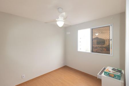 Quarto 1 de apartamento para alugar com 2 quartos, 44m² em Campo Grande, Rio de Janeiro