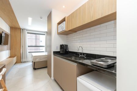 Studio de kitnet/studio para alugar com 1 quarto, 24m² em Jardim das Acacias, São Paulo