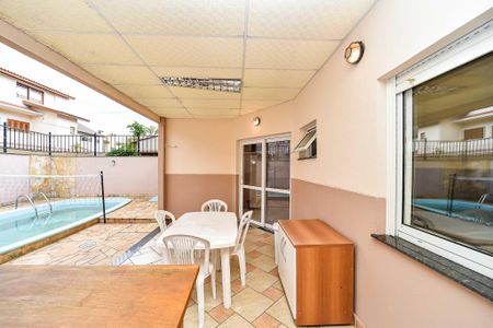 Casa de condomínio à venda com 221m², 4 quartos e 4 vagas Casa de condomínio à venda com 221m², 4 quartos e 4 vagasÁrea da churrasqueira