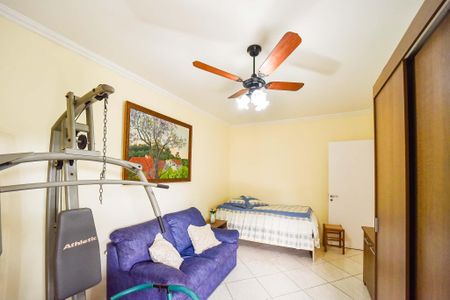 Casa de condomínio à venda com 221m², 4 quartos e 4 vagas Casa de condomínio à venda com 221m², 4 quartos e 4 vagasQuarto 2