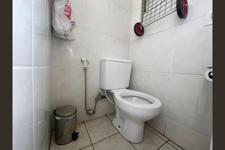 Apartamento para alugar com 60m², 2 quartos e 1 vaga Apartamento para alugar com 60m², 2 quartos e 1 vagaBanheiro de serviço