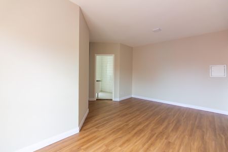 Sala  de apartamento à venda com 2 quartos, 58m² em Piratininga, Osasco