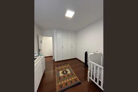 Apartamento à venda com 193m², 6 quartos e 2 vagasQuarto