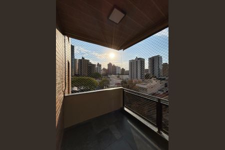 Apartamento à venda com 193m², 6 quartos e 2 vagasVaranda