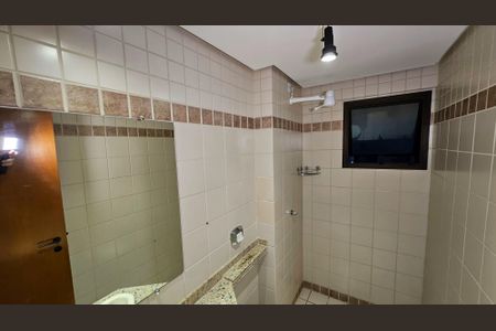 Banheiro Social de apartamento para alugar com 2 quartos, 67m² em Setor Bueno, Goiânia