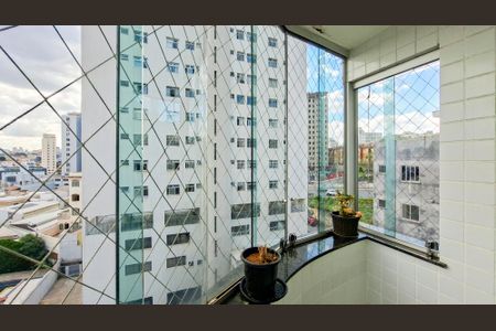 Apartamento à venda com 82m², 3 quartos e 2 vagas Apartamento à venda com 82m², 3 quartos e 2 vagasVaranda Quarto