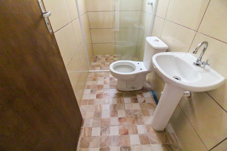 Banheiro de casa para alugar com 1 quarto, 34m² em Parque Savoy City, São Paulo