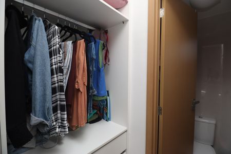 Apartamento para alugar com 35m², 2 quartos e 1 vagaCloset Suíte 1