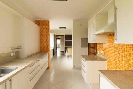 Apartamento para alugar com 160m², 3 quartos e 2 vagasCozinha e Área de Serviço