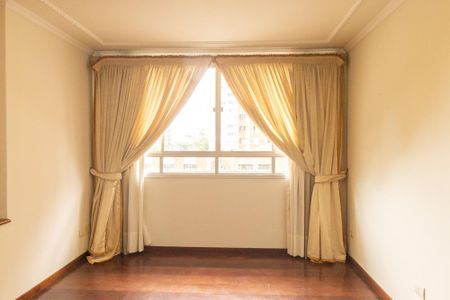 Sala  de apartamento para alugar com 3 quartos, 160m² em Centro, Curitiba