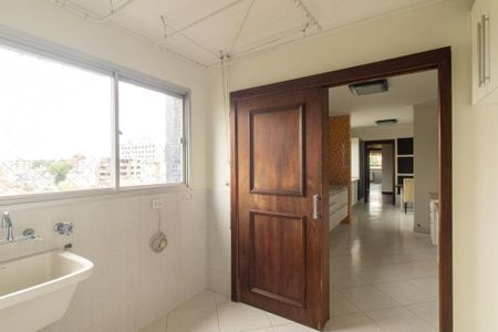 Apartamento para alugar com 160m², 3 quartos e 2 vagasCozinha e Área de Serviço