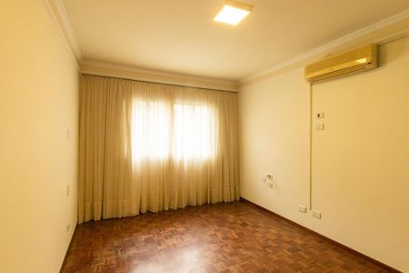 Apartamento para alugar com 160m², 3 quartos e 2 vagasSuíte