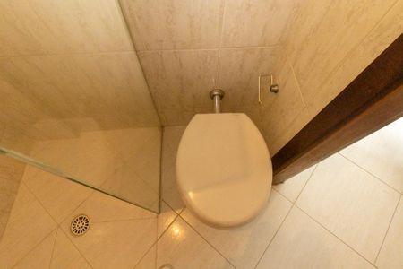 Apartamento para alugar com 160m², 3 quartos e 2 vagasBanheiro de Serviço