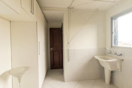 Apartamento para alugar com 160m², 3 quartos e 2 vagasCozinha e Área de Serviço