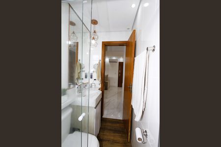 Banheiro Social de apartamento à venda com 2 quartos, 56m² em Camargos, Belo Horizonte