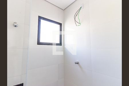 Banheiro de kitnet/studio para alugar com 1 quarto, 24m² em Vila Prudente, São Paulo