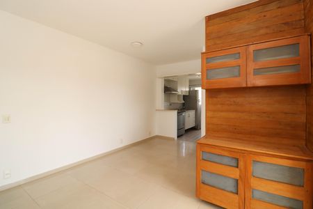 Sala de apartamento para alugar com 2 quartos, 62m² em Pinheiros, São Paulo