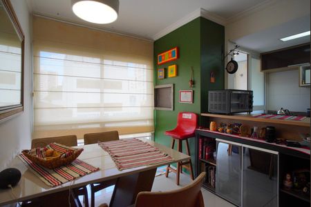 Sala de apartamento à venda com 2 quartos, 55m² em Passo D’areia, Porto Alegre