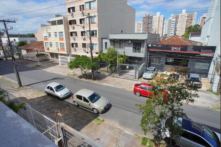 Quarto 1 - Vista de apartamento à venda com 2 quartos, 55m² em Passo D’areia, Porto Alegre