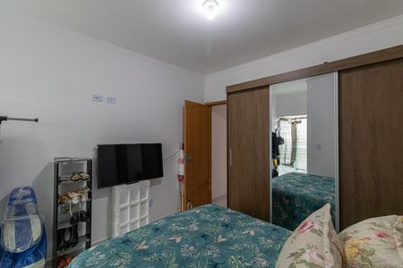 Suíte 1 de casa à venda com 2 quartos, 80m² em Jardim Fernandes, São Paulo