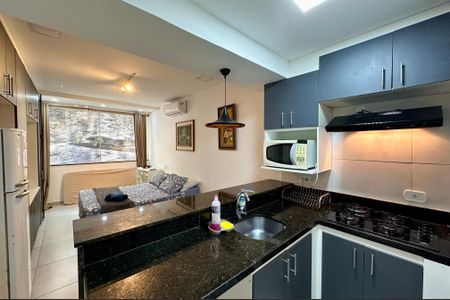 Sala/Quarto de apartamento à venda com 1 quarto, 28m² em Centro, Rio de Janeiro