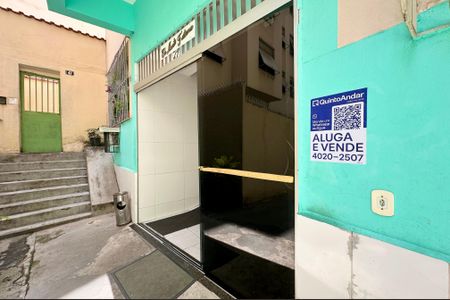 Apartamento à venda com 28m², 1 quarto e sem vaga Apartamento à venda com 28m², 1 quarto e sem vagaPlaquinha instalada