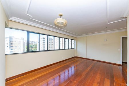 Sala  de apartamento à venda com 3 quartos, 100m² em Santo Antônio, Belo Horizonte