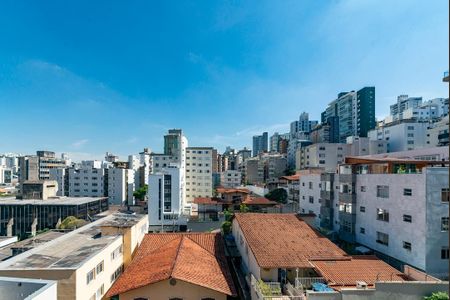 Apartamento à venda com 100m², 3 quartos e 2 vagas Apartamento à venda com 100m², 3 quartos e 2 vagasSuíte