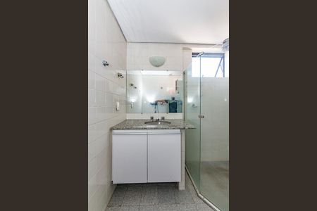 Apartamento à venda com 100m², 3 quartos e 2 vagas Apartamento à venda com 100m², 3 quartos e 2 vagasBanheiro Social