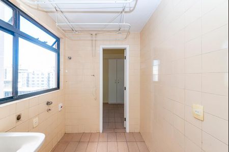 Apartamento à venda com 100m², 3 quartos e 2 vagas Apartamento à venda com 100m², 3 quartos e 2 vagasÁrea de Serviço