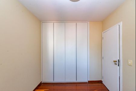 Apartamento à venda com 100m², 3 quartos e 2 vagas Apartamento à venda com 100m², 3 quartos e 2 vagasQuarto 2