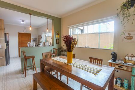 Sala de jantar  de casa à venda com 3 quartos, 180m² em Vila Nogueira, Diadema