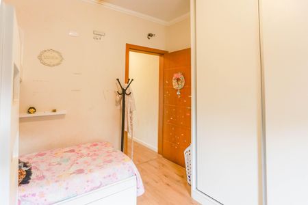 Casa à venda com 180m², 3 quartos e 2 vagasQuarto 3