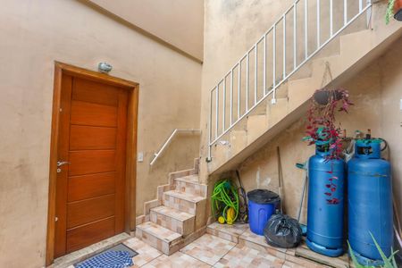 Casa à venda com 180m², 3 quartos e 2 vagasQuintal 