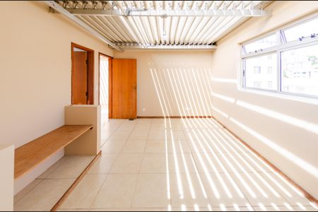 Apartamento à venda com 141m², 3 quartos e 2 vagasCobertura